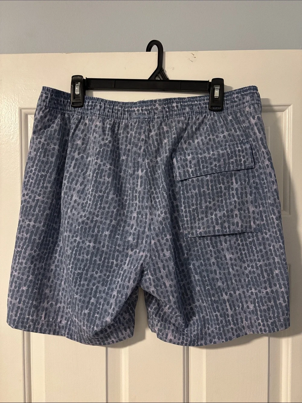 Psycho Bunny Blue Patterned Men’s Swim Trunks with Orange Accents Size Large